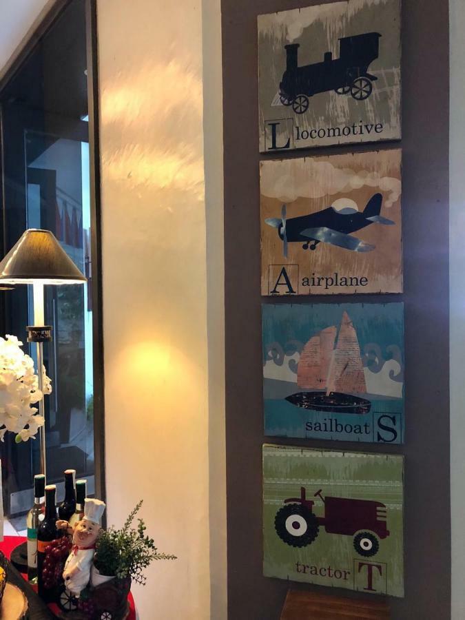 Lorenza Hotel Tacloban