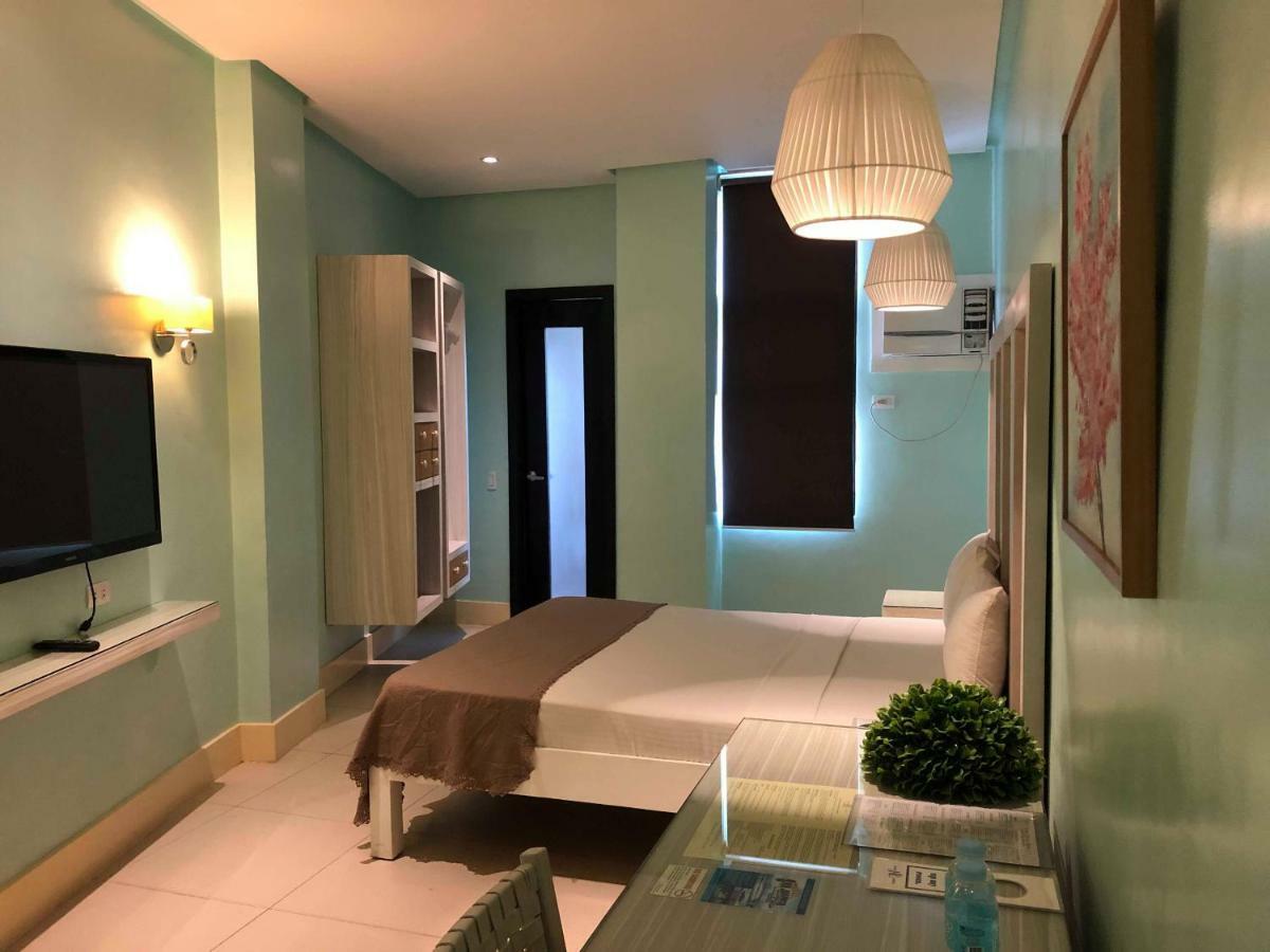 Hotel Lorenza Tacloban